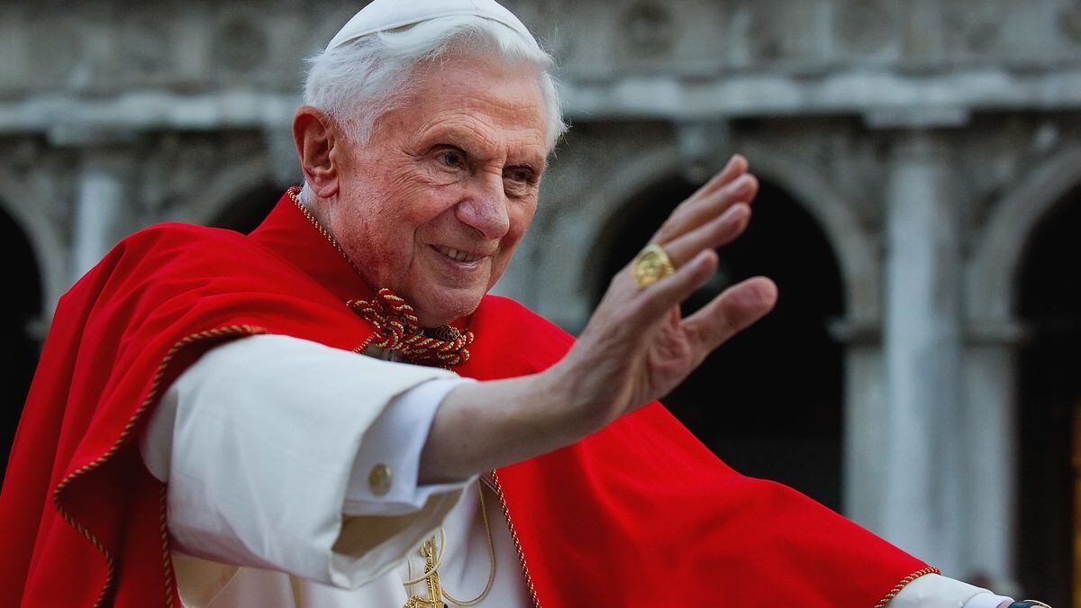 Der pensionierte Papst Benedikt XVI. stirbt im Alter von 95 Jahren