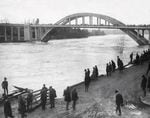 The Willamette River (Oregon City Arch) Bridge as seen in 1922.
