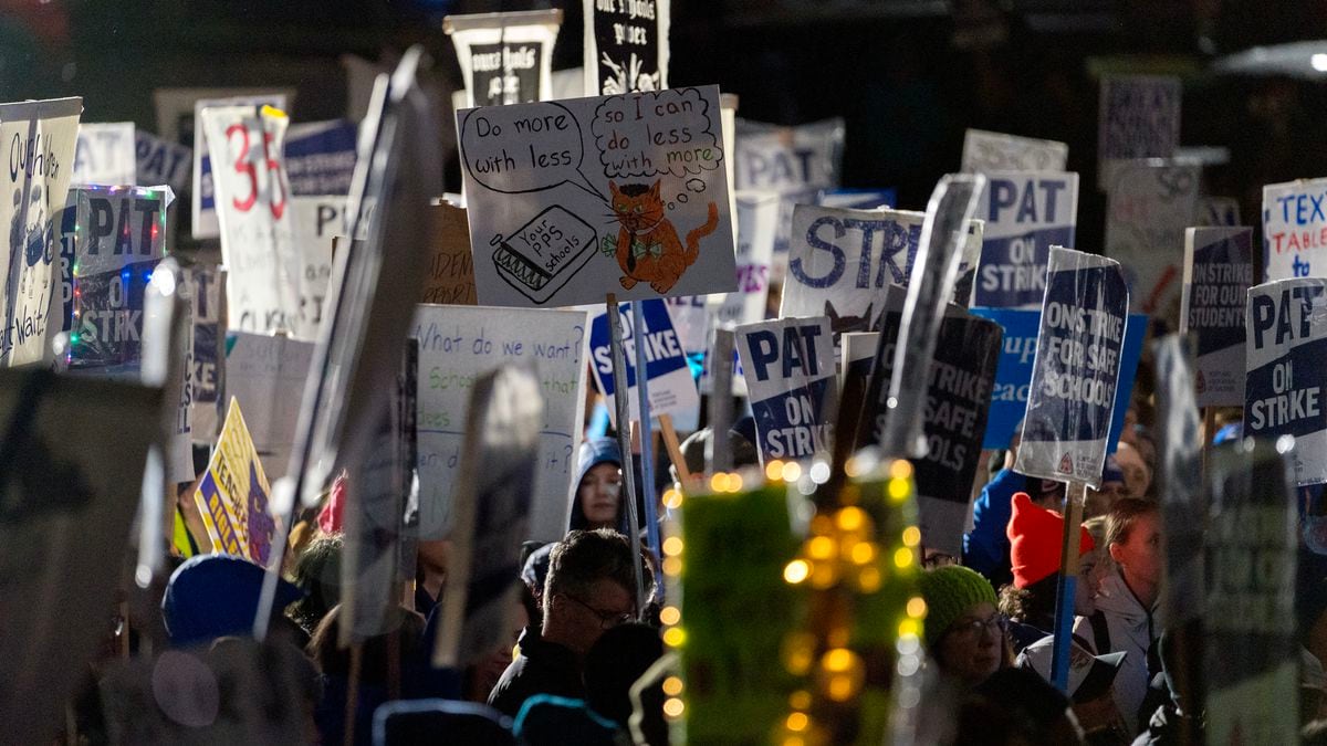District, union leaders on contract negotiations to end Portland teachers strike