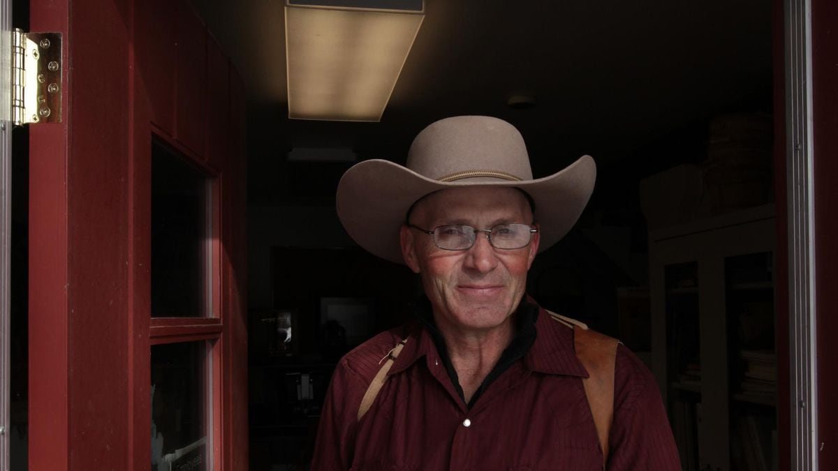 Rancher LaVoy Finicum's Family Seeks $70 Million In Wrongful Death Suit ...
