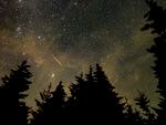 A meteor streaks across the sky during the annual Perseid meteor shower in August 2021 at Spruce Knob, in West Virginia. A Harvard astronomer thinks a meteor on the floor of the South Pacific Ocean could be a technological object created by aliens.