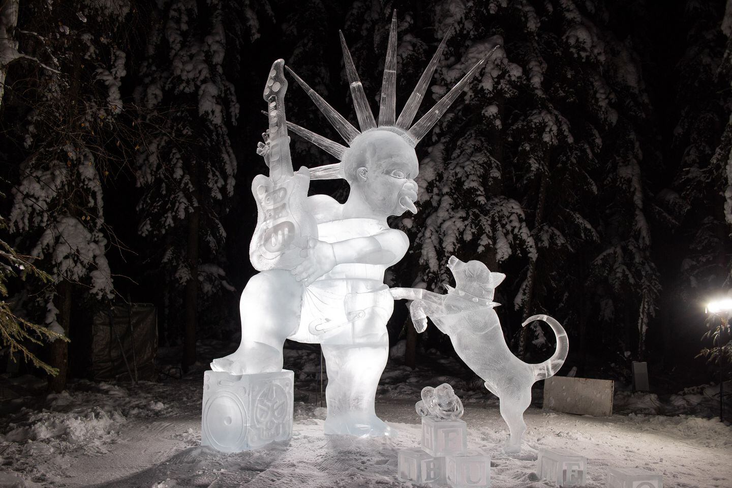 8 Incredible Ice Sculpture Molds for 2023
