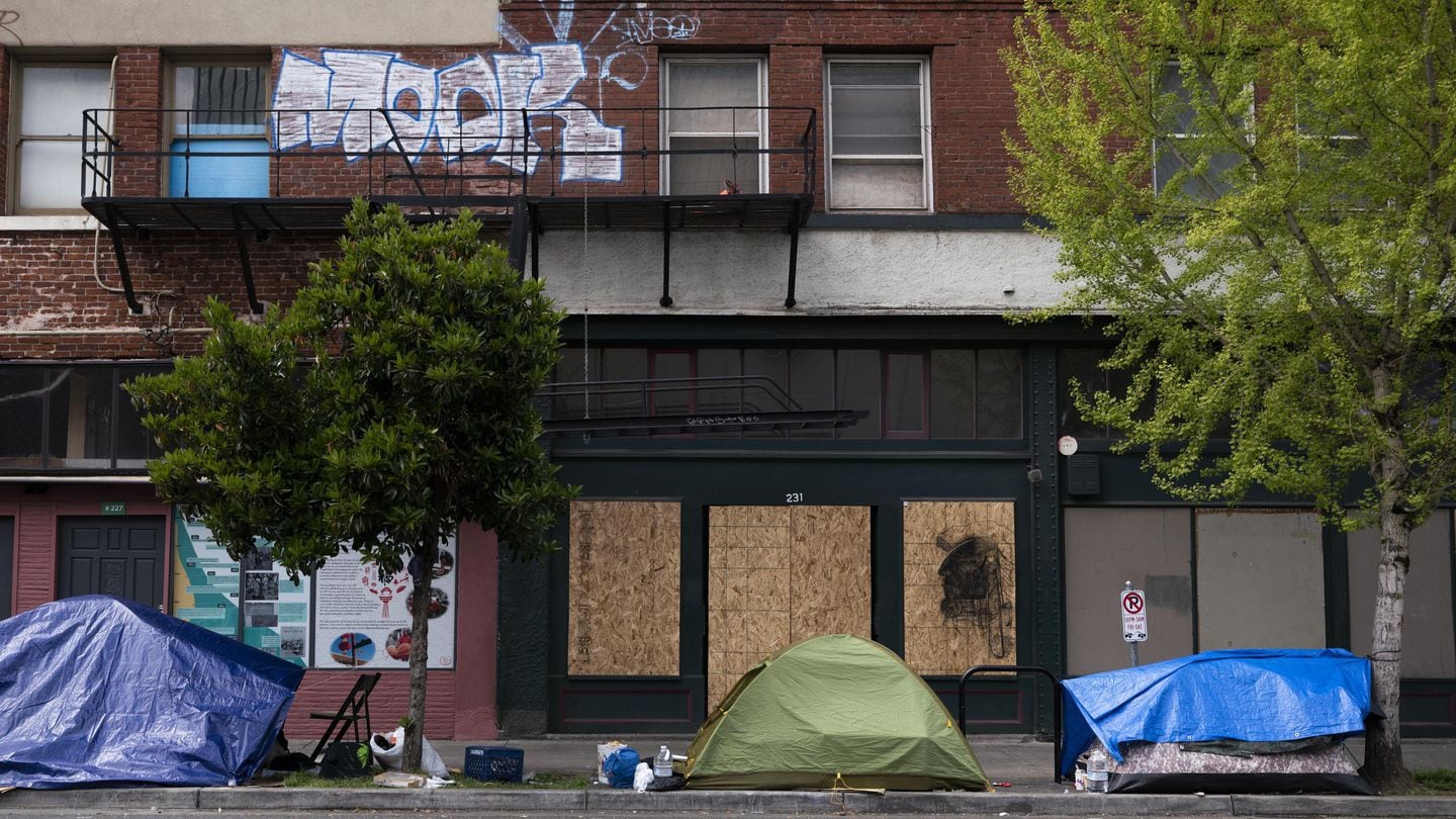 Police Sweeps Raise Concerns As Portland Readies To Resume Homeless Cleanups Opb