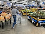 Walmart dice que las tarifas son más altas este mes Walmart dice que las tarifas son más altas este mes