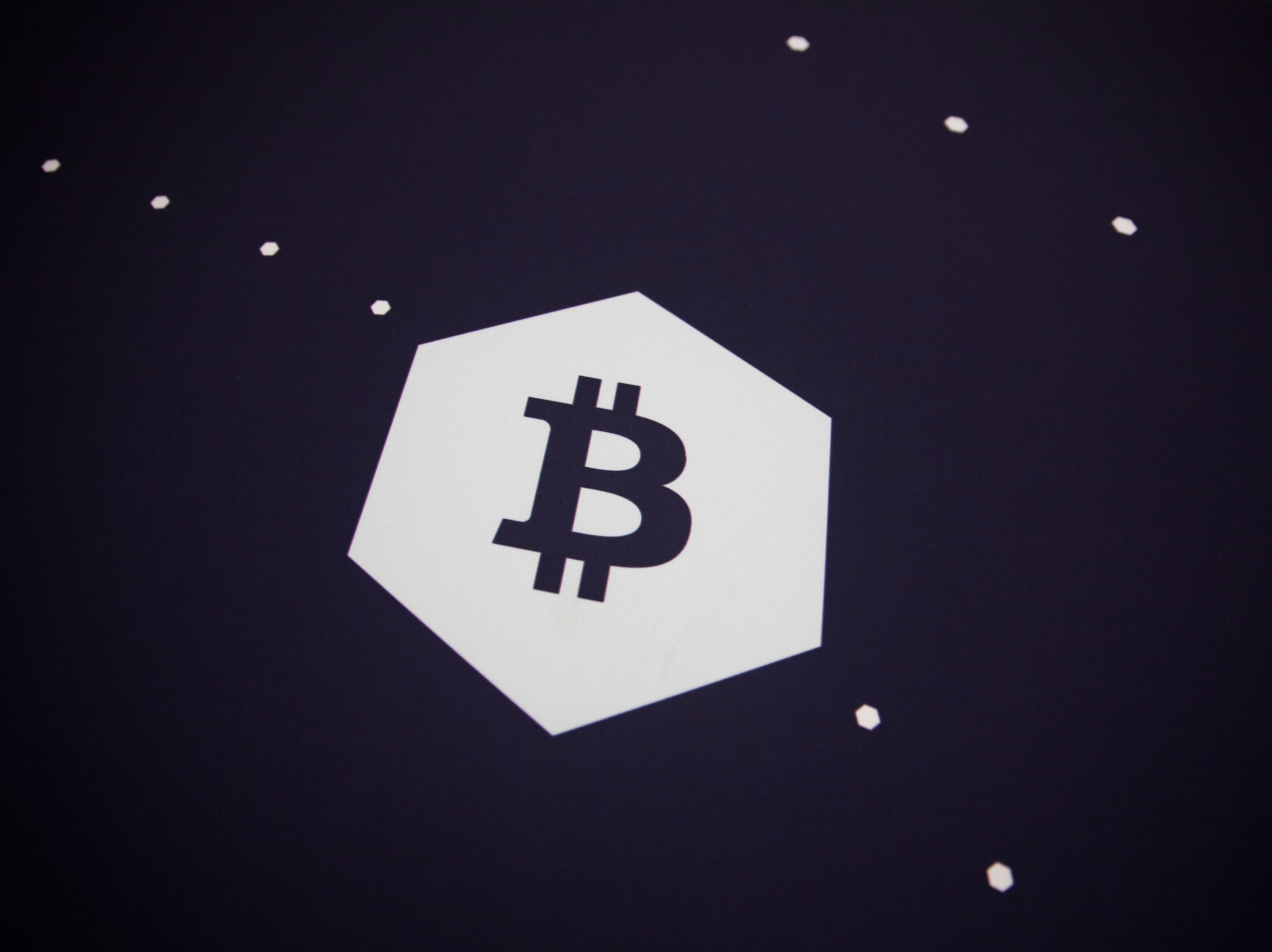 4 things to know as cryptocurrencies such as Bitcoin (and stablecoins) melt  down - OPB