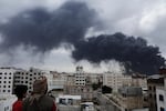 Military Israeli는 주로 항공사와 함께 예멘 공항을 완전히 장애인했다고 주장합니다.