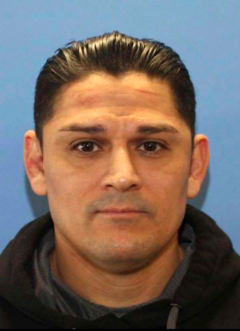 Ex-Yakima officer Elias Huizar was investigated for relationship with  minors - OPB