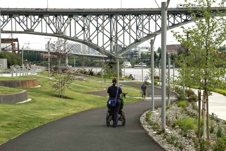 The grand opening of the South Waterfront Greenway's central section was held on Saturday, June 27, 2015.