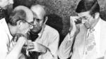 In 1977, meeting in the Trail Blazers' headquarters in Portland are, from left: coach Jack Ramsay, director of player personnel Stu Inman and owner Larry Weinberg.