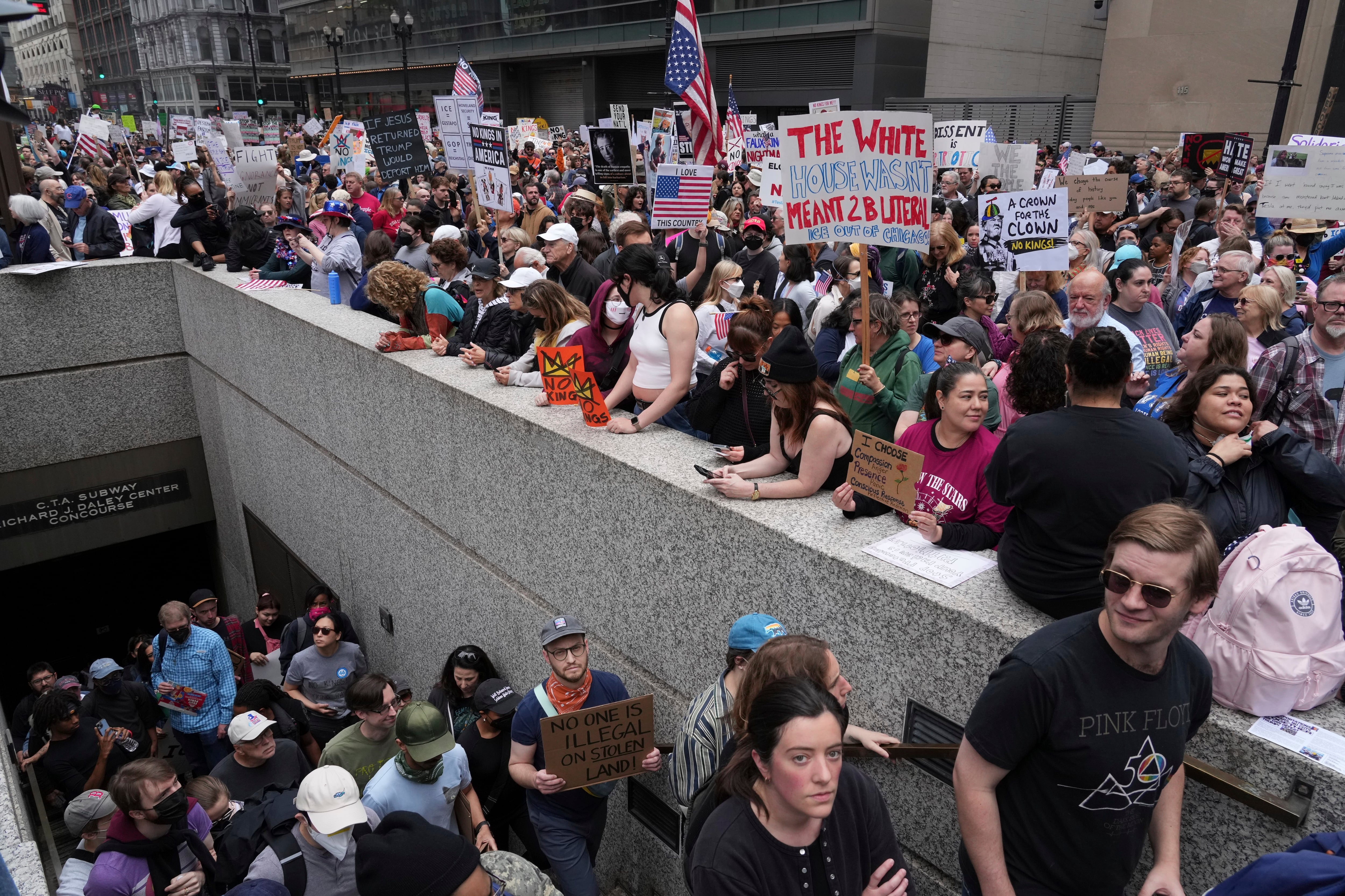Chicago: Demonstrators take part in the No Kings Day protest.