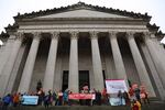 Opponents of the proposed Vancouver Energy oil terminal celebrated in Olympia after hearing that a state energy panel has recommended that Gov. Jay Inslee deny the project.