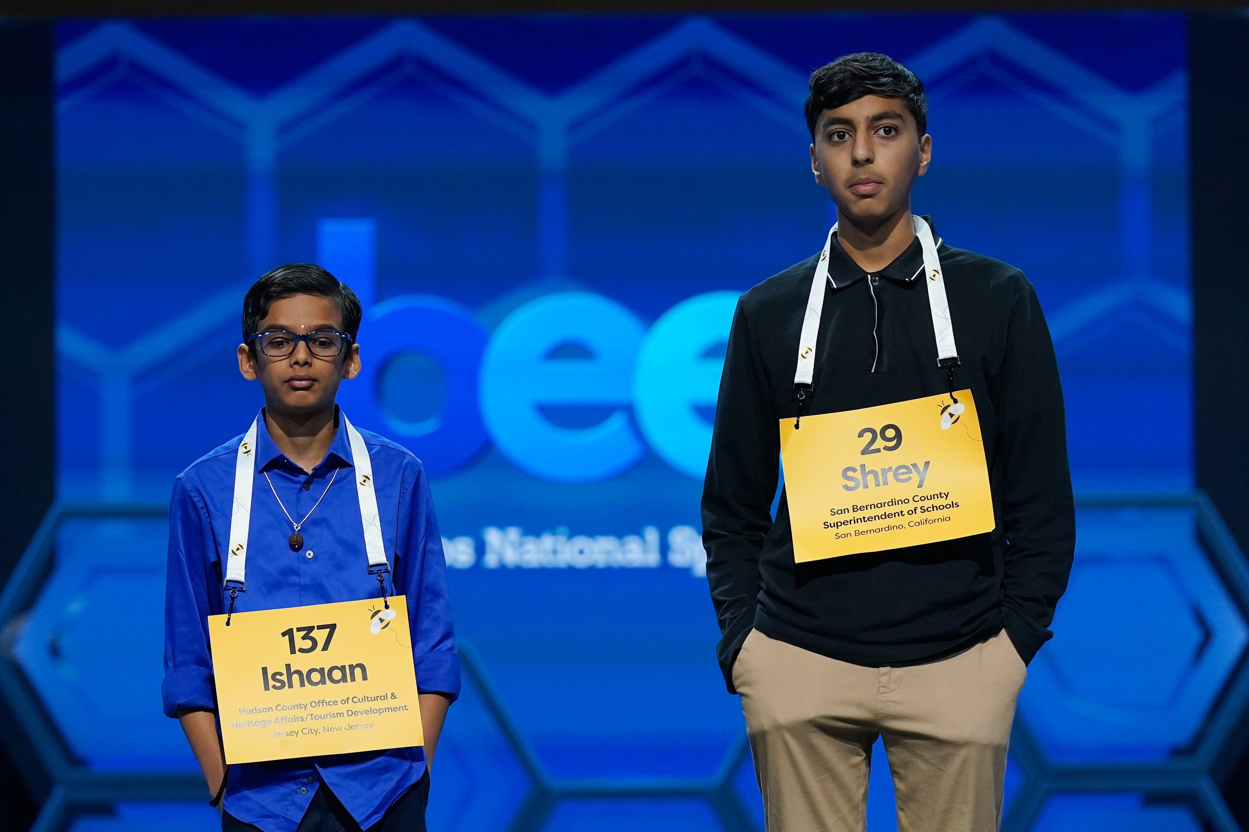 As the top two finalists, Ishaan Gupta (L) and Shrey Parikh (R) each had 90 seconds to spell as many words correctly as possible.