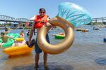 Brian Fleischer from New Orleans, La. with a diamond ring float. 