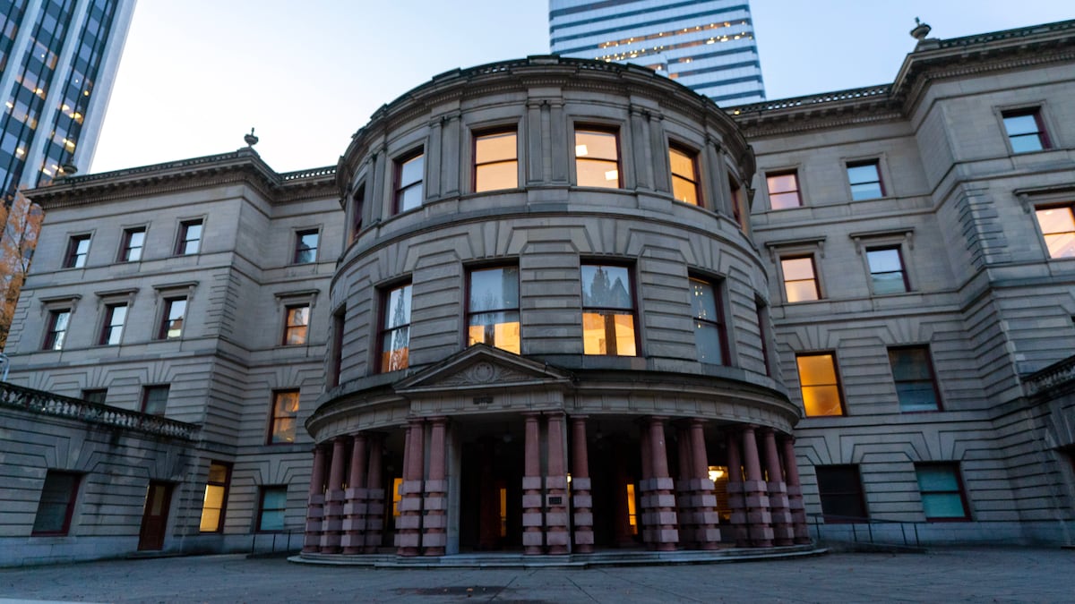 Portland reaches contract agreement with its largest labor union Portland reaches contract agreement with its largest labor union