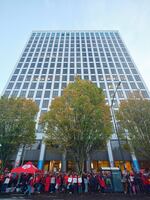 Nurses, physician assistants, physical therapists and mental health counselors rally outside Kaiser Permanente in Portland, Ore., on Sept. 28, 2021.