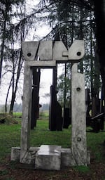 "Phi Mai", Lee Kelly, 1995, stainless steel. Years of travel, particularly in Asia, sparked Kelly's imagination, for architectural forms or ideas born from mythic themes.