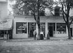 Portland's first vegetarian restaurant ca. 1898.