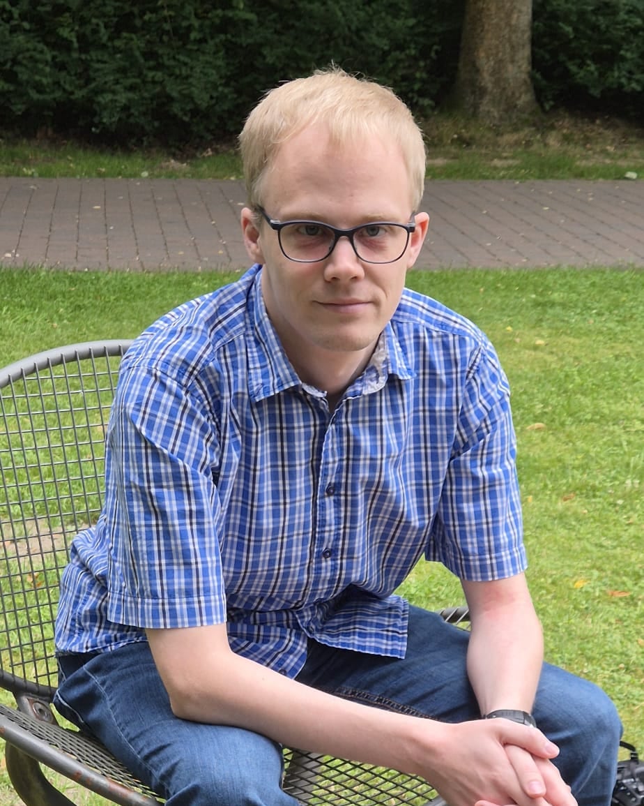 After spending 13 years on antidepressants, Sven Huber, from western Germany, had lasting problems after stopping the drugs.