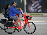 E-bike use is increasing quickly, but many people do not wear helmets. And head injuries from e-bike accidents are rising fast too, a study in JAMA Surgery shows.