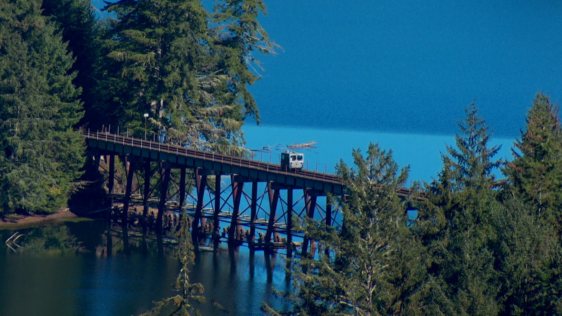 The annual Teddy Bear Toy Express treats rail speeder operators to a rarely seen view of Oregon. The 250-mile round-trip route crosses several bridges over lakes and sloughs, plunges through tunnels and passes the Oregon Dunes.