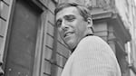 American composer, songwriter and pianist Burt Bacharach, UK, 29th August 1964. (Photo by Evening Standard/Hulton Archive/Getty Images)