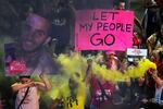 People take part in a protest demanding the end of the war and immediate release of hostages held by Hamas in the Gaza Strip, and against Prime Minister Benjamin Netanyahu's government, in Tel Aviv, Saturday, May 31, 2025.