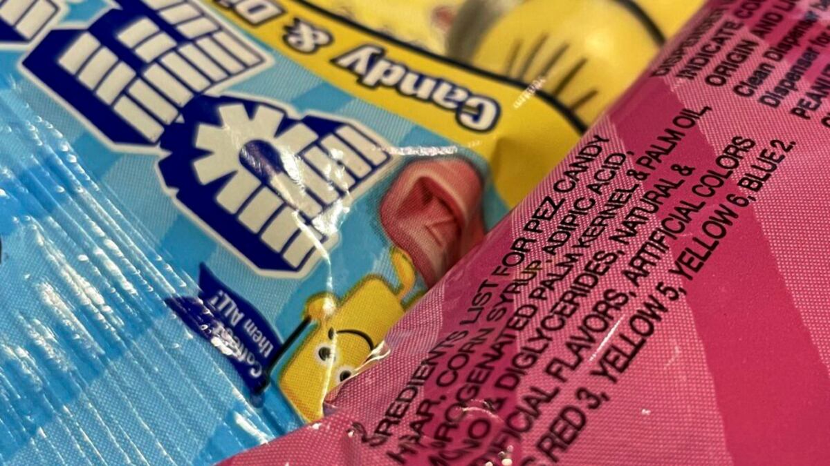 What to Know About California's New Law Banning Food Additives, Including Red  Dye No. 3, Smart News