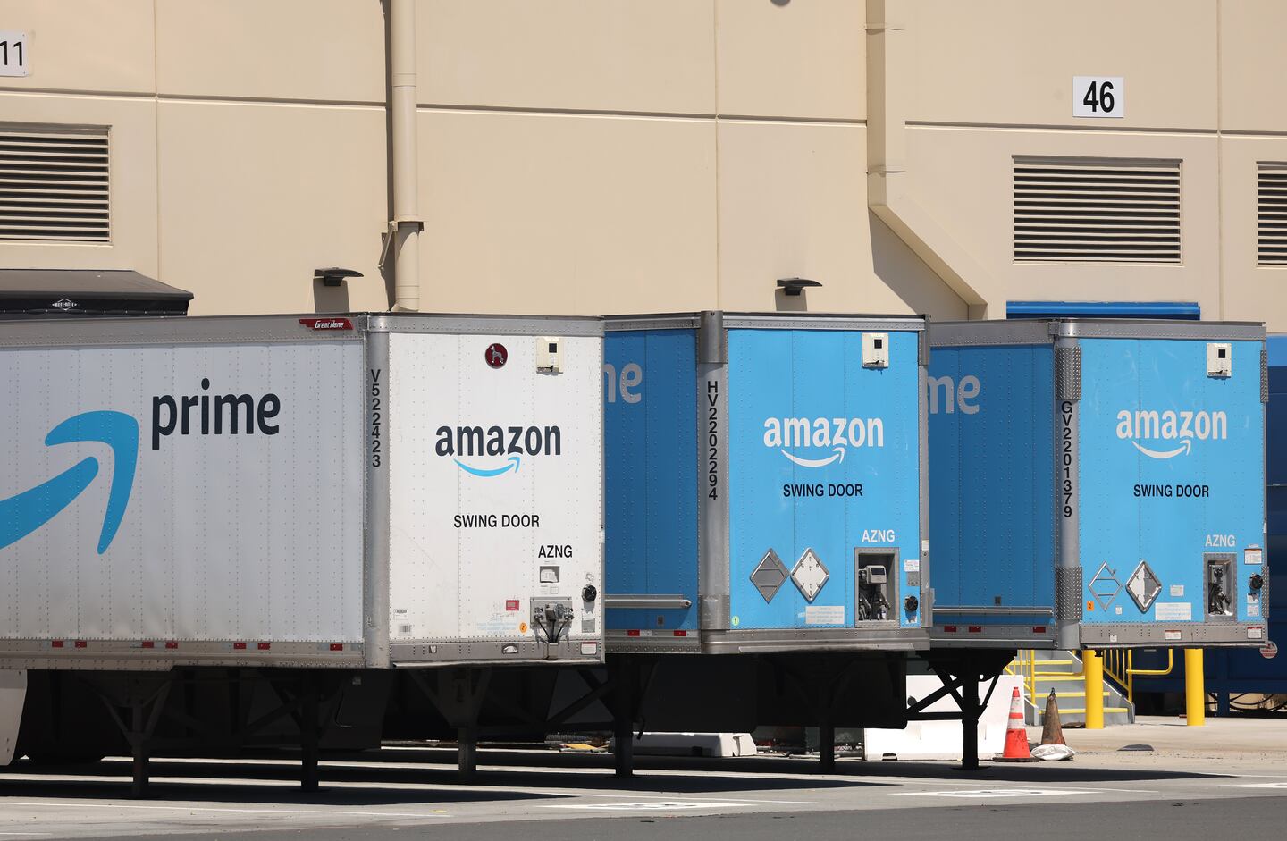 U.S. sues Amazon in a monopoly case that could be existential for the  retail giant - OPB